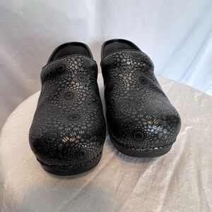 Dansko Elegant Black Patterned Women's Clogs